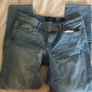 Lucky brand Lolita jeans. Light wash. Size 4